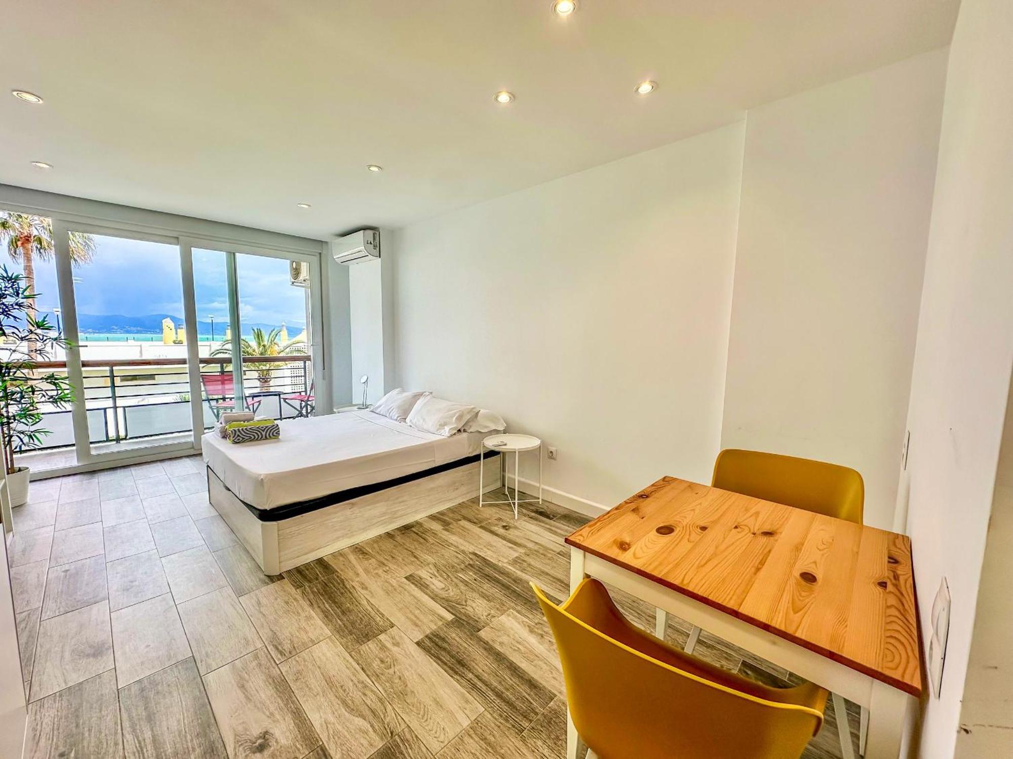 Lejlighed Wifi, Terraza, Piscina Y Acceso Privado A La Playa *