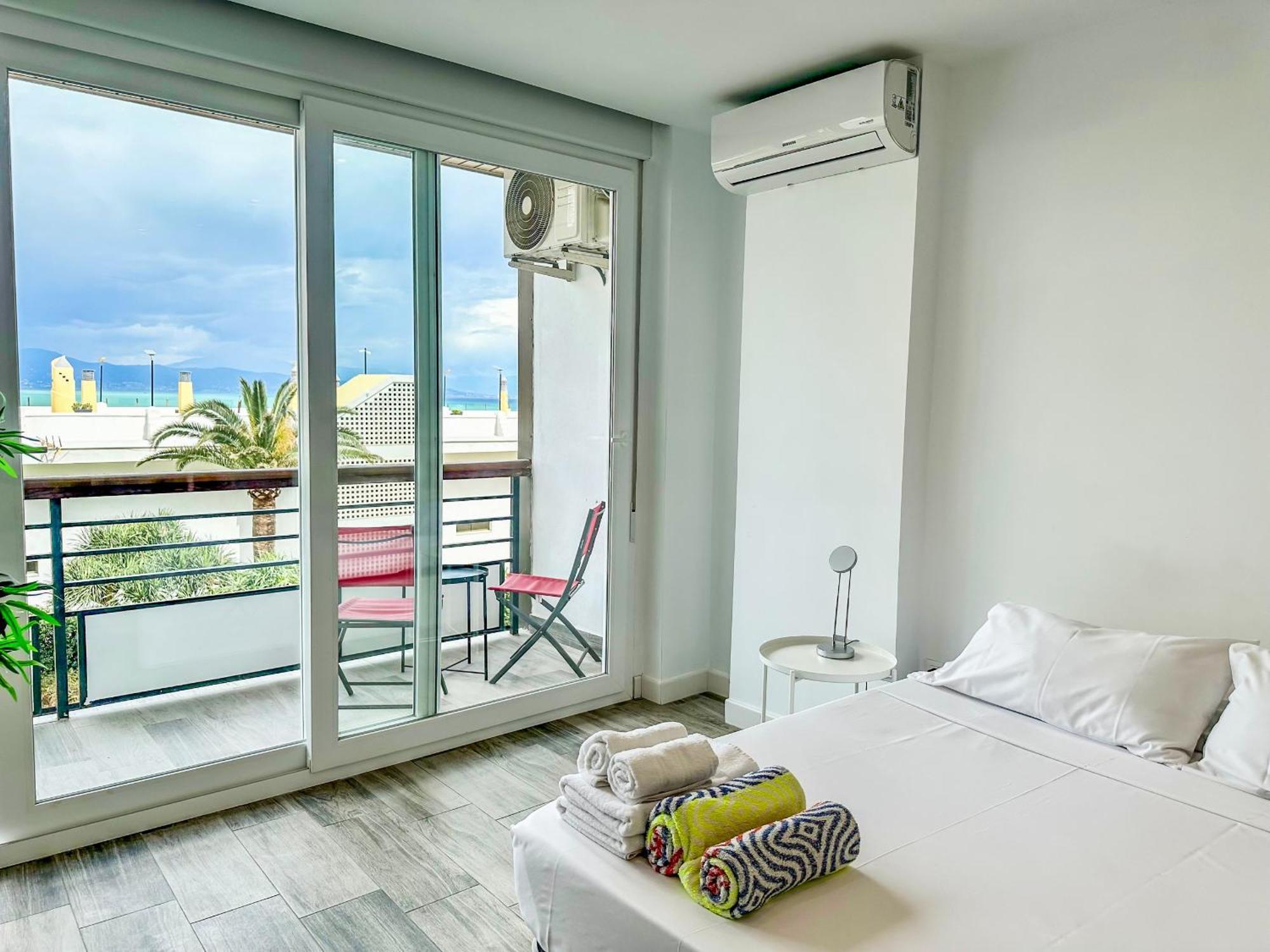 Wifi, Terraza, Piscina Y Acceso Privado A La Playa Lejlighed Torremolinos